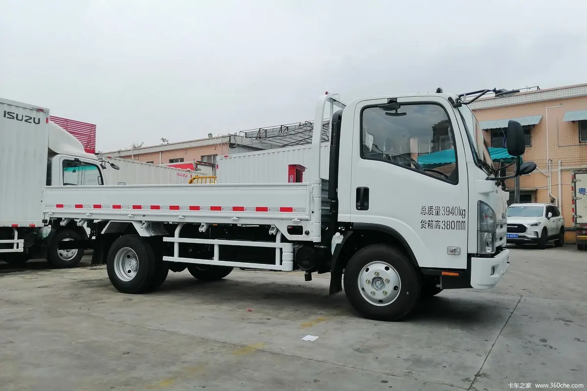 Новинка легкие грузовики ISUZU KV100 4X2 130hp грузовик