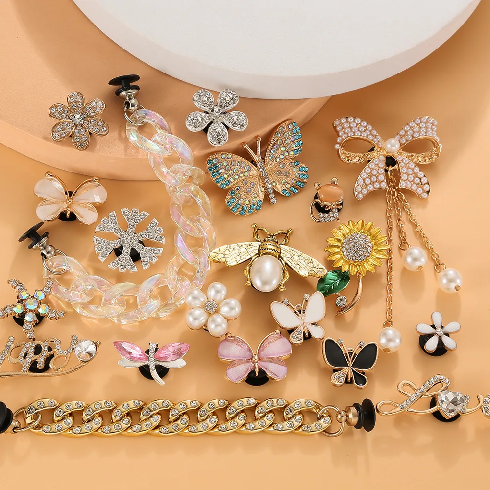 Gold and silver Blessed products Ready stock Diamond Shoe Decorations Crystal Clog luxury bling designer croc charms