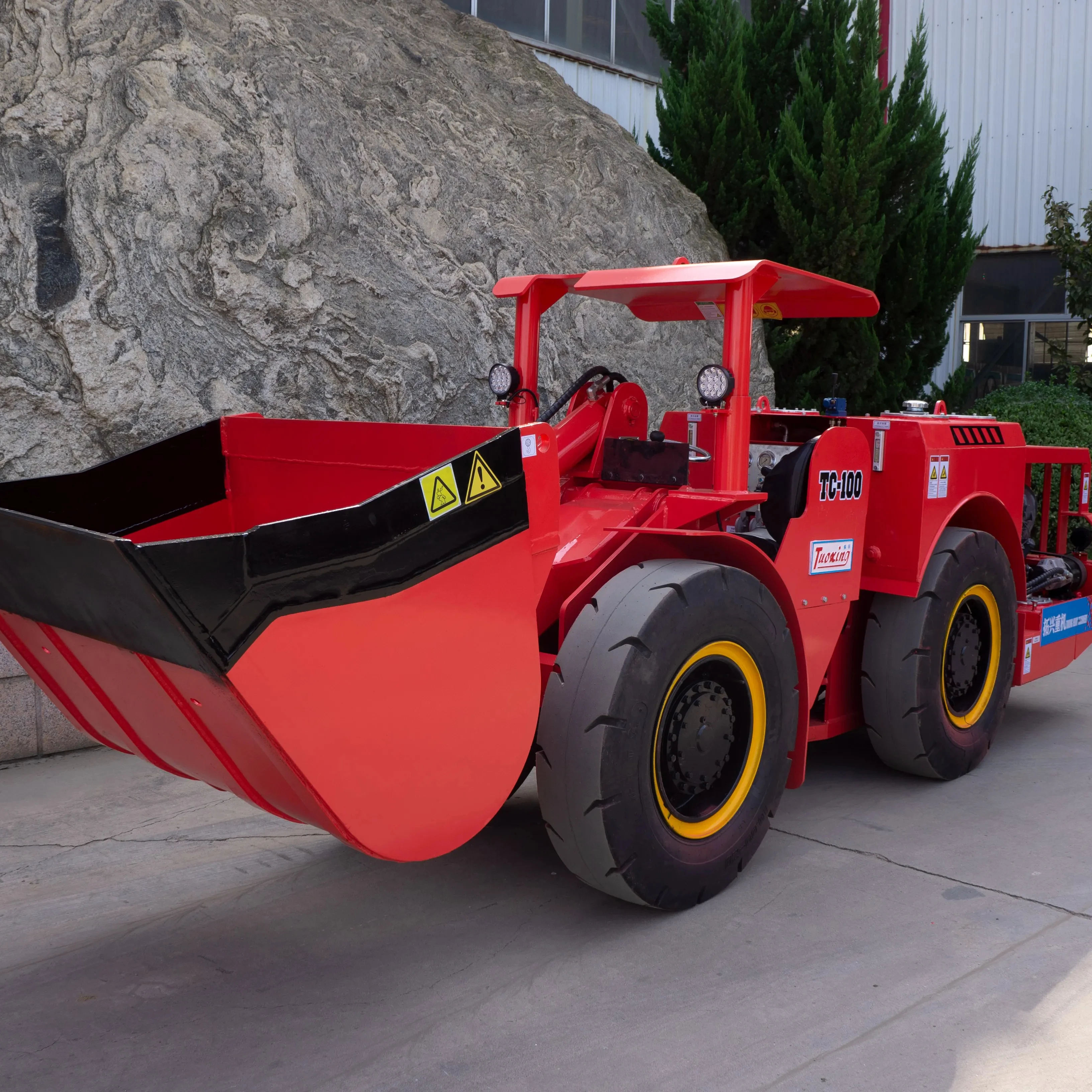 TC-100 Yantai Tuoxing CARGADORASR 4wd Hot Sale Underground Mining Loader Scooptram With Transmission