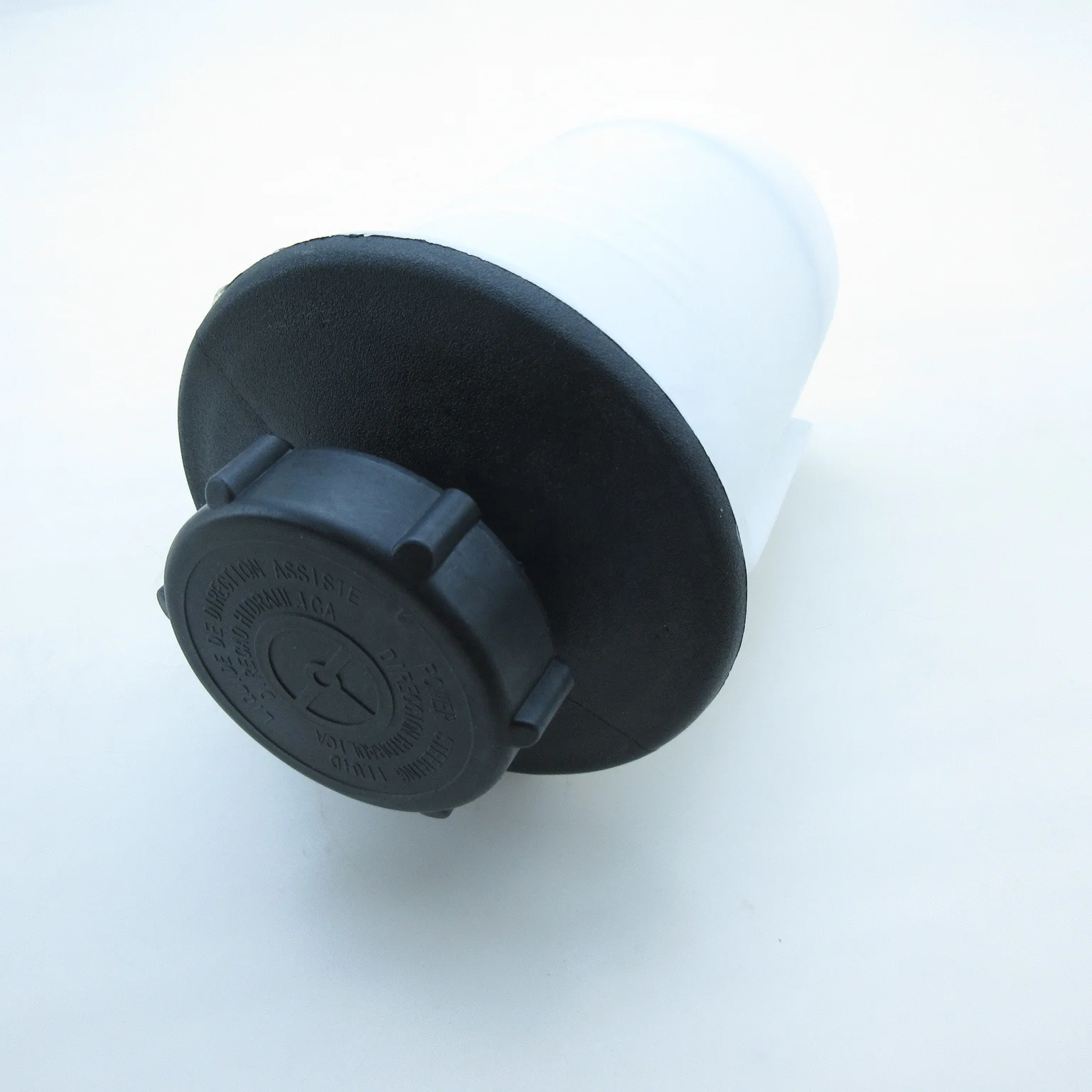 Genuine Power Steering Oil Tank for Ford Transit V348 9C19 3R700 AA YC15 3R700 AB 4042052 1684751