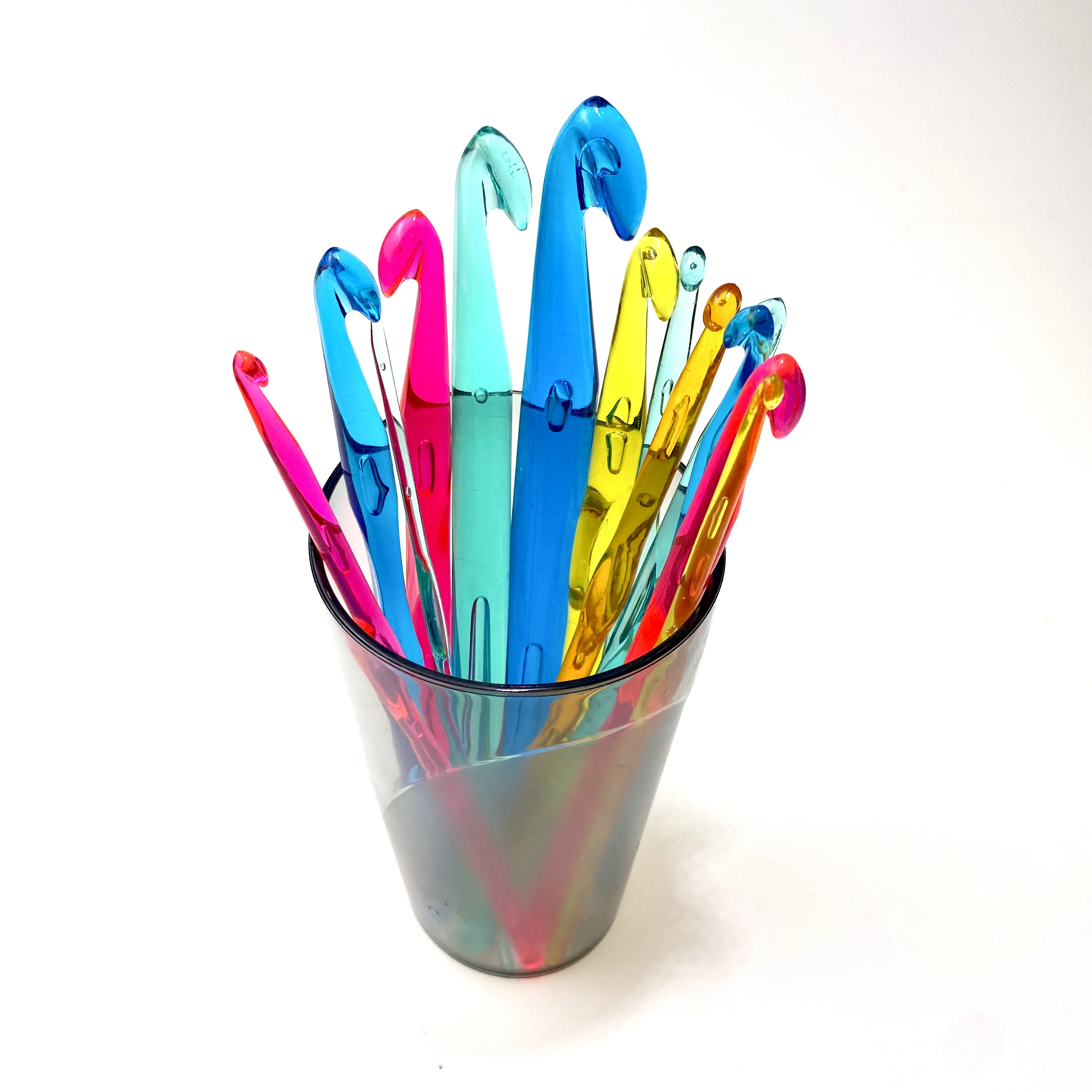 Multi-color Plastic Crochet Hooks Needles  Acrylic Crochet Hook  Knitting Needles 3mm 4mm 5mm 6mm 7mm 8mm 9mm 10mm 12mm 15mm