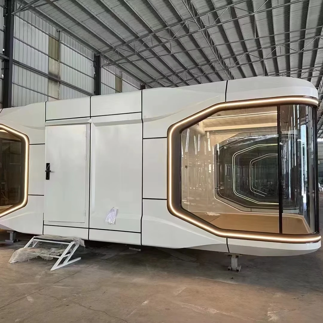 20ft 40ft Apple Cabin Luxury Office Apartment Tourism Eco-friendly Prefabricated Space Capsule Container House