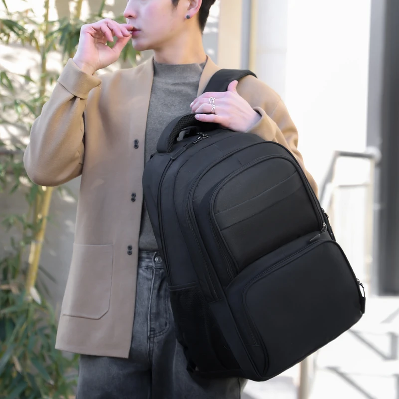 2023 Large Capacity 17 inch  Fashion Wholesale Smart Black Laptop Bag Back Leisure Men Laptop Backpack