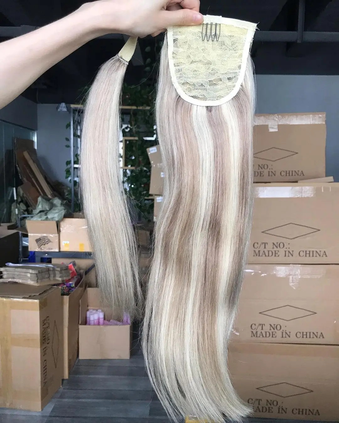  100% дешевые человеческие бразильские натуральные волосы Remy шелковистые прямые невидимые накладные с зажимом для конского
