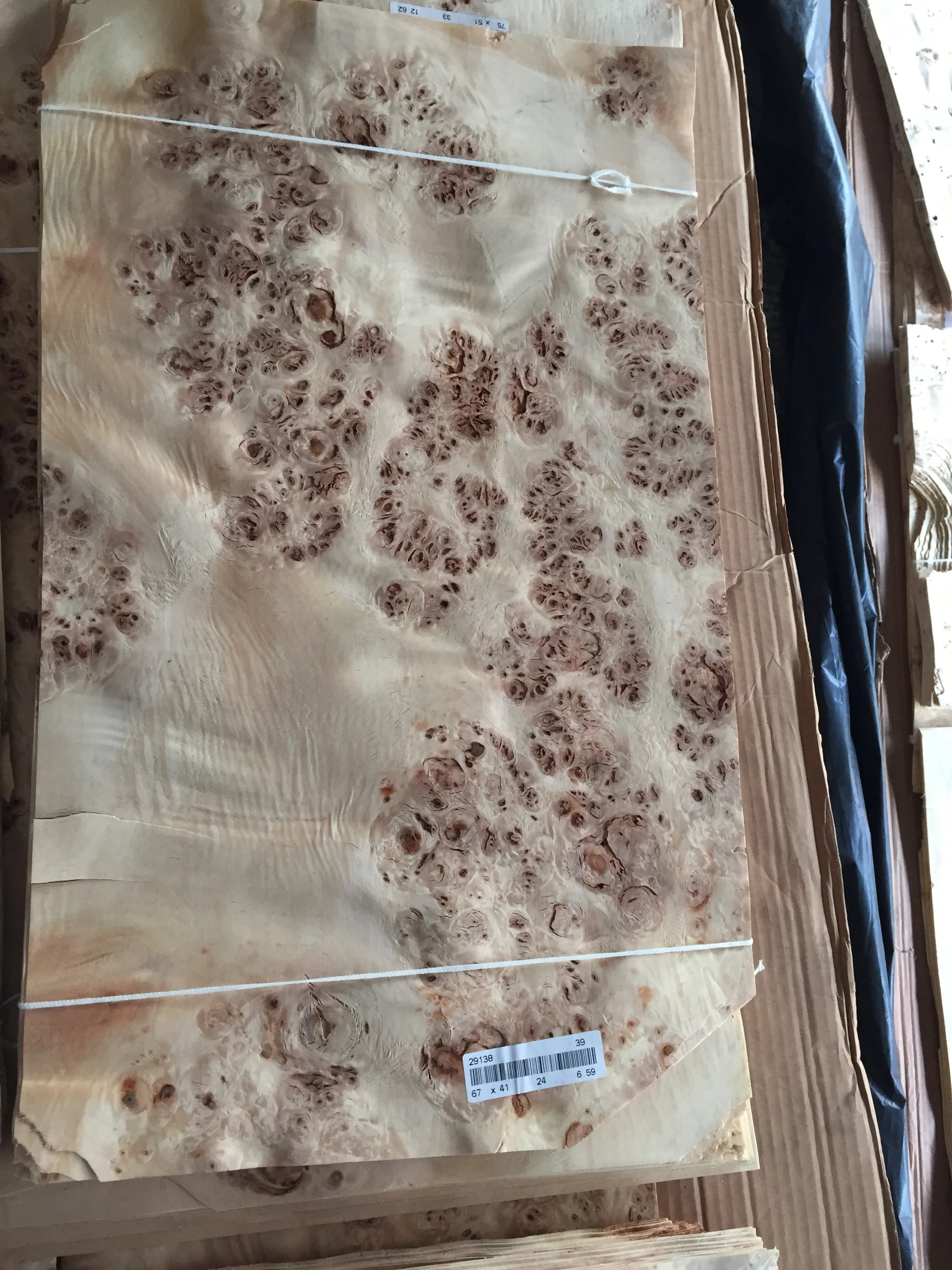 Exotic Romania Mappa Burl Wood Veneer for Interior Decoration