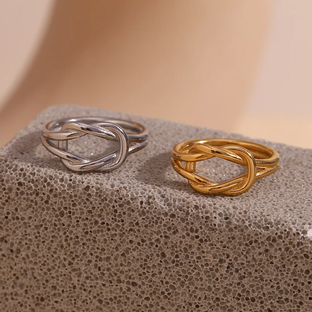 Minimalist Twisted Couple Ring 18K Gold Stainless Steel Luxury Jewelry Double Tie Ring For Women