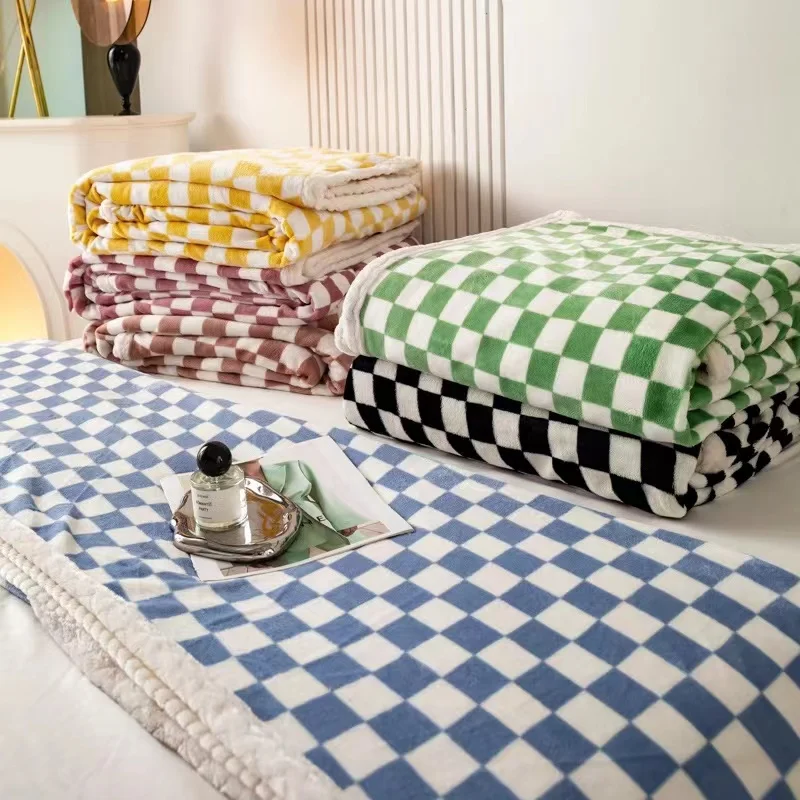 New skin friendly flannel checkerboard pattern ne single piece quilt cover