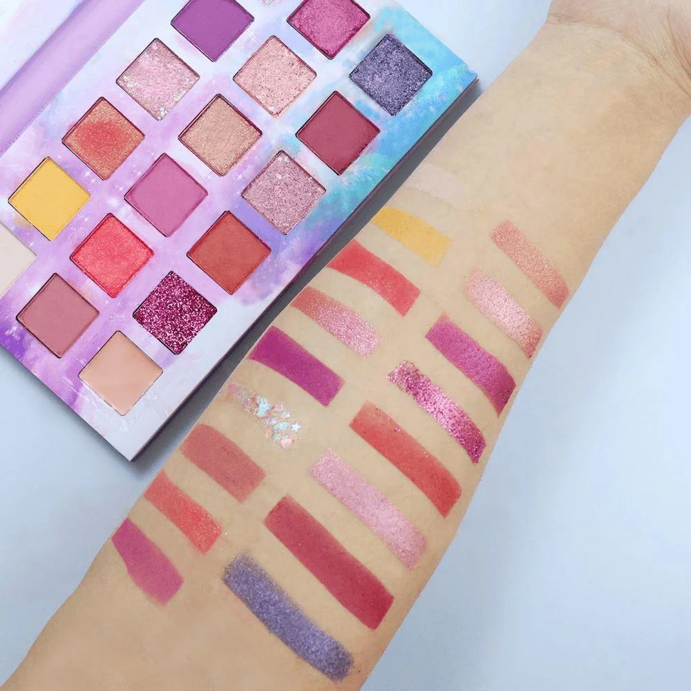 Wholesale Cosmetics Yellow Starry 18-color Diamond Beauty Eyeshadow Palette Glitter Eye Shadow Makeup Powder