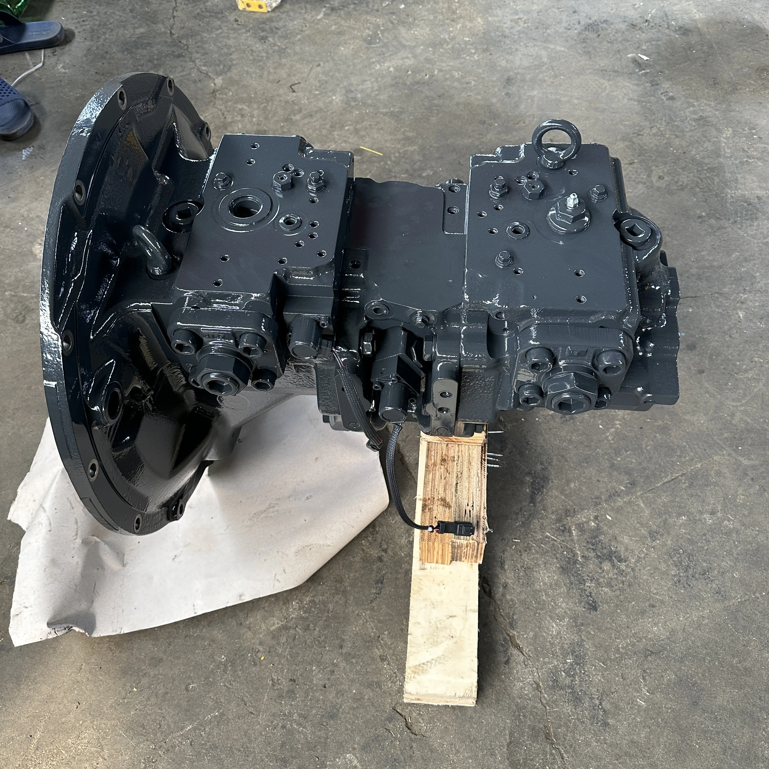 Main Hydraulic Pump 708-2G-00024 708-2G-11115 708-2G-00023 708-2G-00022 for Komastu PC300-7