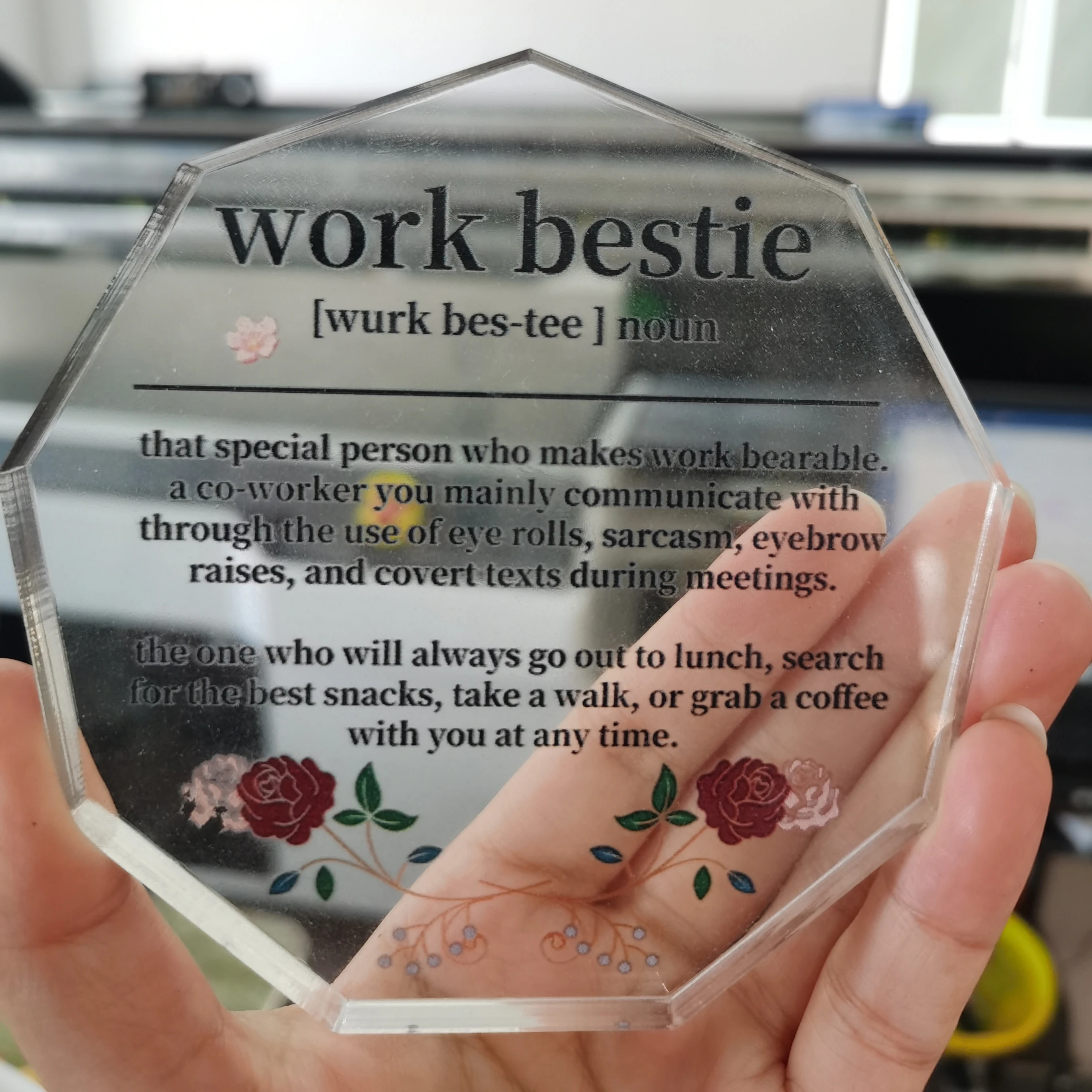 High resolution 6090 Inkjet UV ink phone case custom pickleball paddle Printing Flatbed Bottle Cylindrical UV Printer