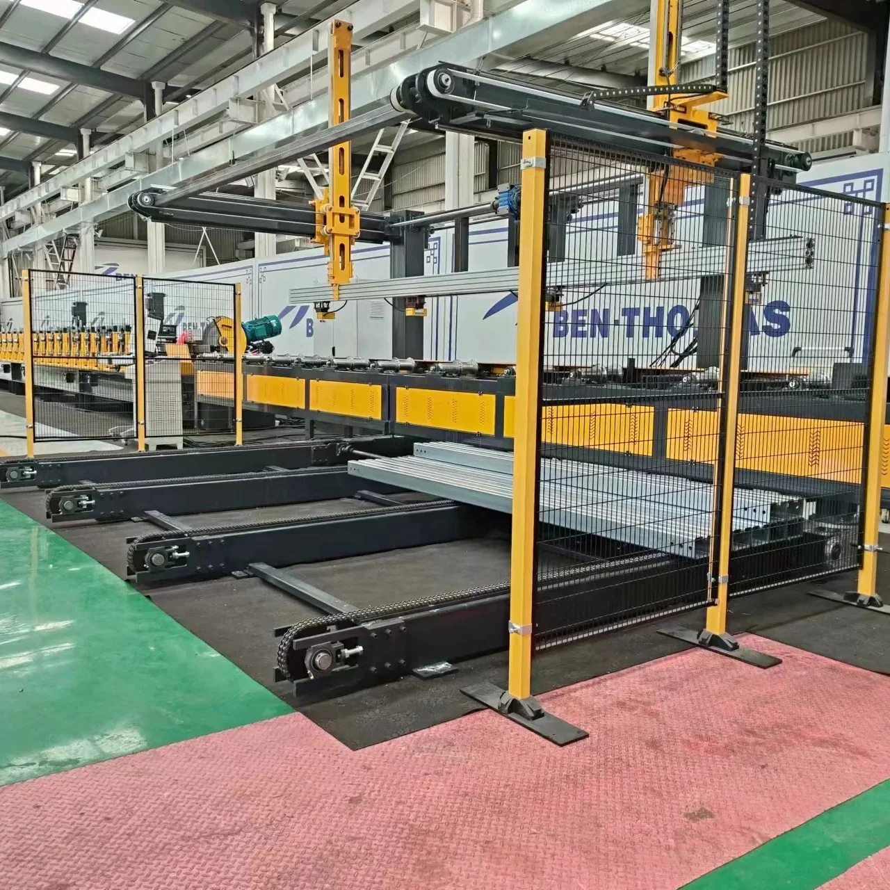 Новый дизайн hihg Скорость металлический каркас канала роликовые машины