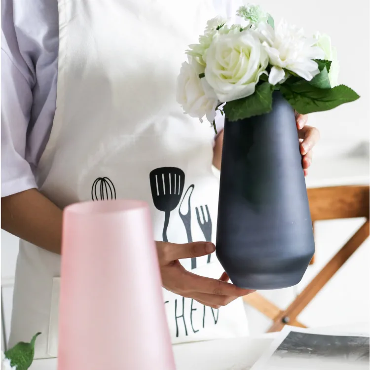 
Hand Blown Modern Simple Style Pink Glass Flower Vase for Home Decor 