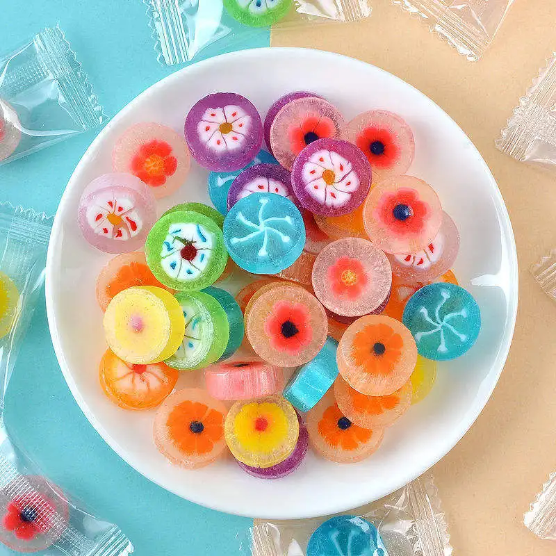 Hot Selling Handmade Sliced Candy Sakura Shaped Sweet And Sour Mixed Fruity Pill Shaped Candy Hard Candy