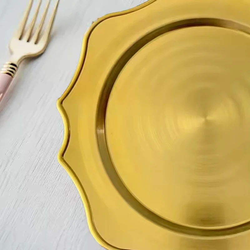 Wholesale 13 Inch Plastic Wedding Party Table Decorative Dinner Base Dishes Under Plates Gold Brushed Metallic Charger Plates