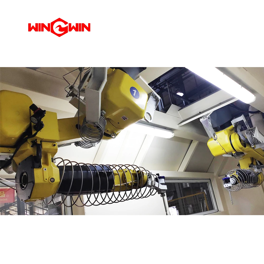 Робот-резак с водой Fanuc M20iA для интерьера автомобиля система резания водоструйной струей