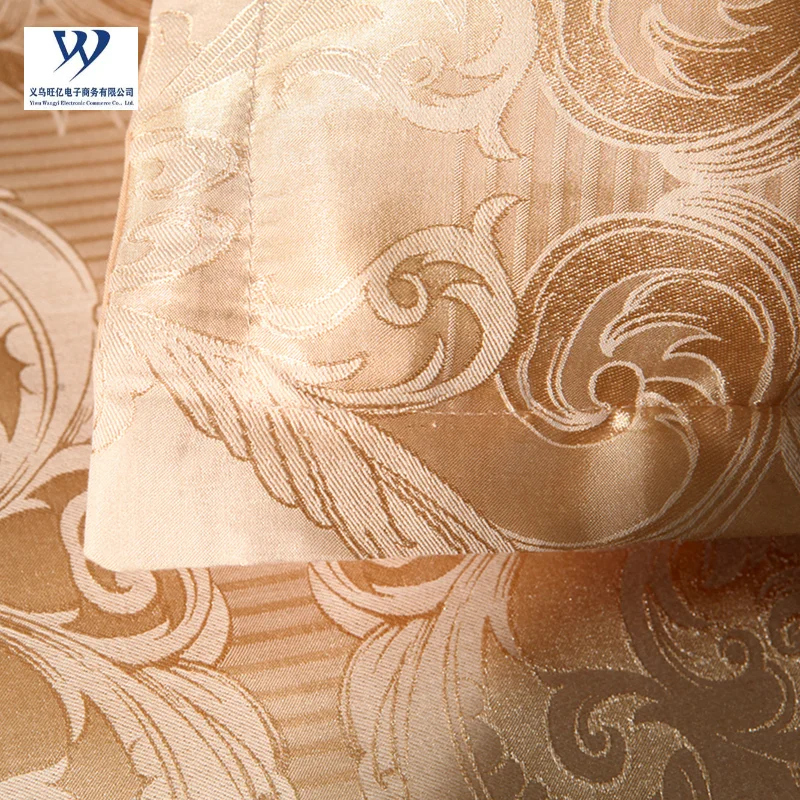 Classic European Style Silk Sheets Jacquard Gold Family Polyester Bedding Set