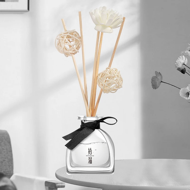 Home indoor deodorizing aromatherapy flameless essential oil long-lasting air freshener