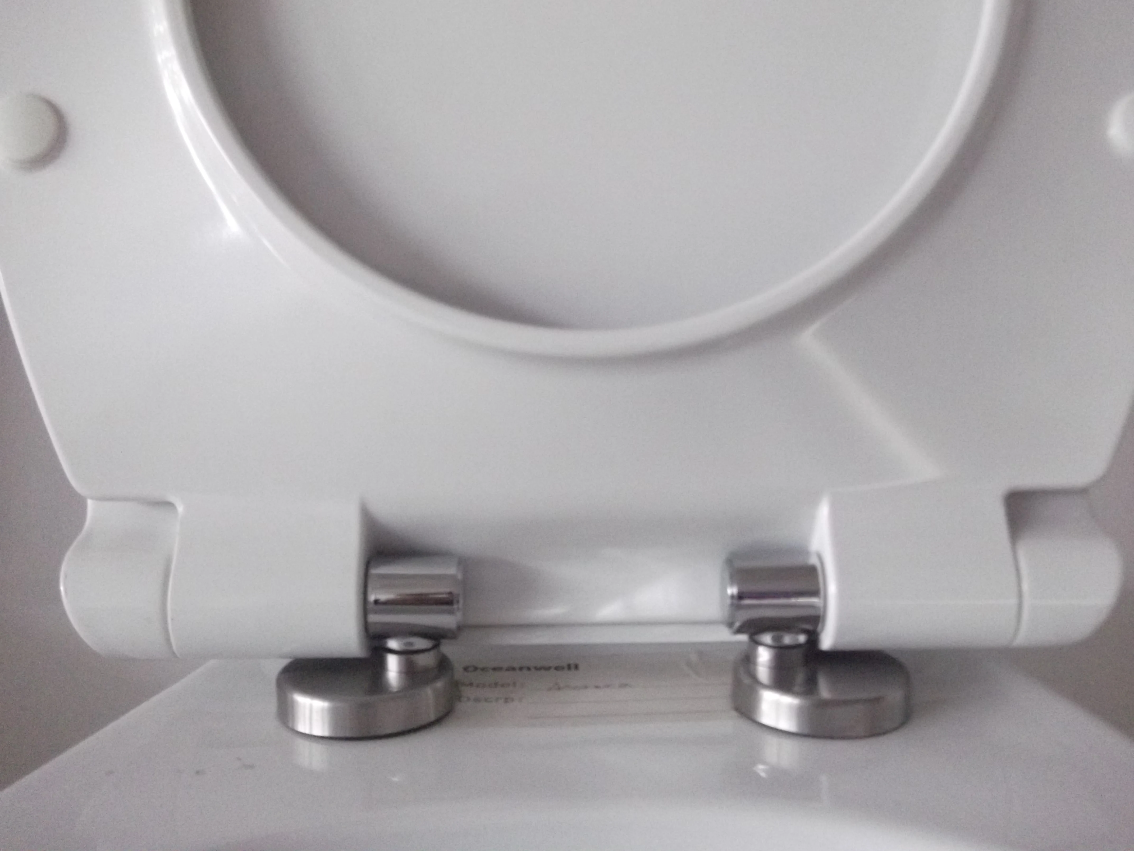 Manufacturer Wholesale Soft Close Slim Urea Toilet Cover Seat