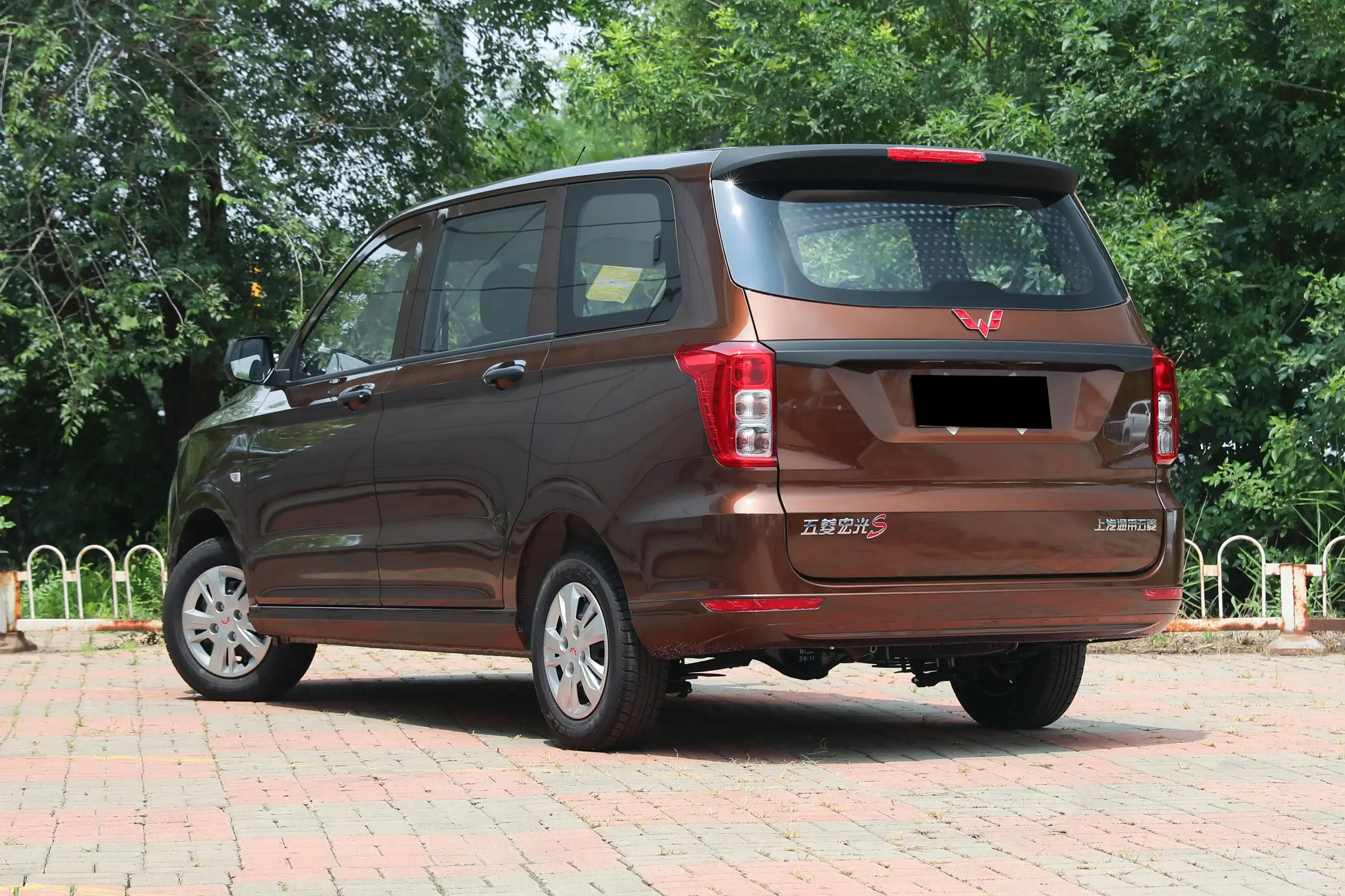 Китай Самый дешевый 5-дверный 5 7 8-местный пассажирский Автомобиль Mpv Wuling Hongguang Van продажа
