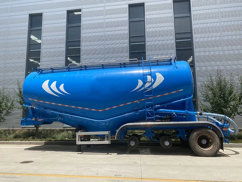Vehicle Master cement powder tanker transport,bulk cement silo trailer for sale