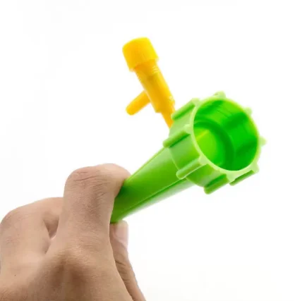 Garden Self Watering Spike Flower Cone Dripper Automatic Watering Device Spike Dripper Garden Plastic Plant Watering Spike