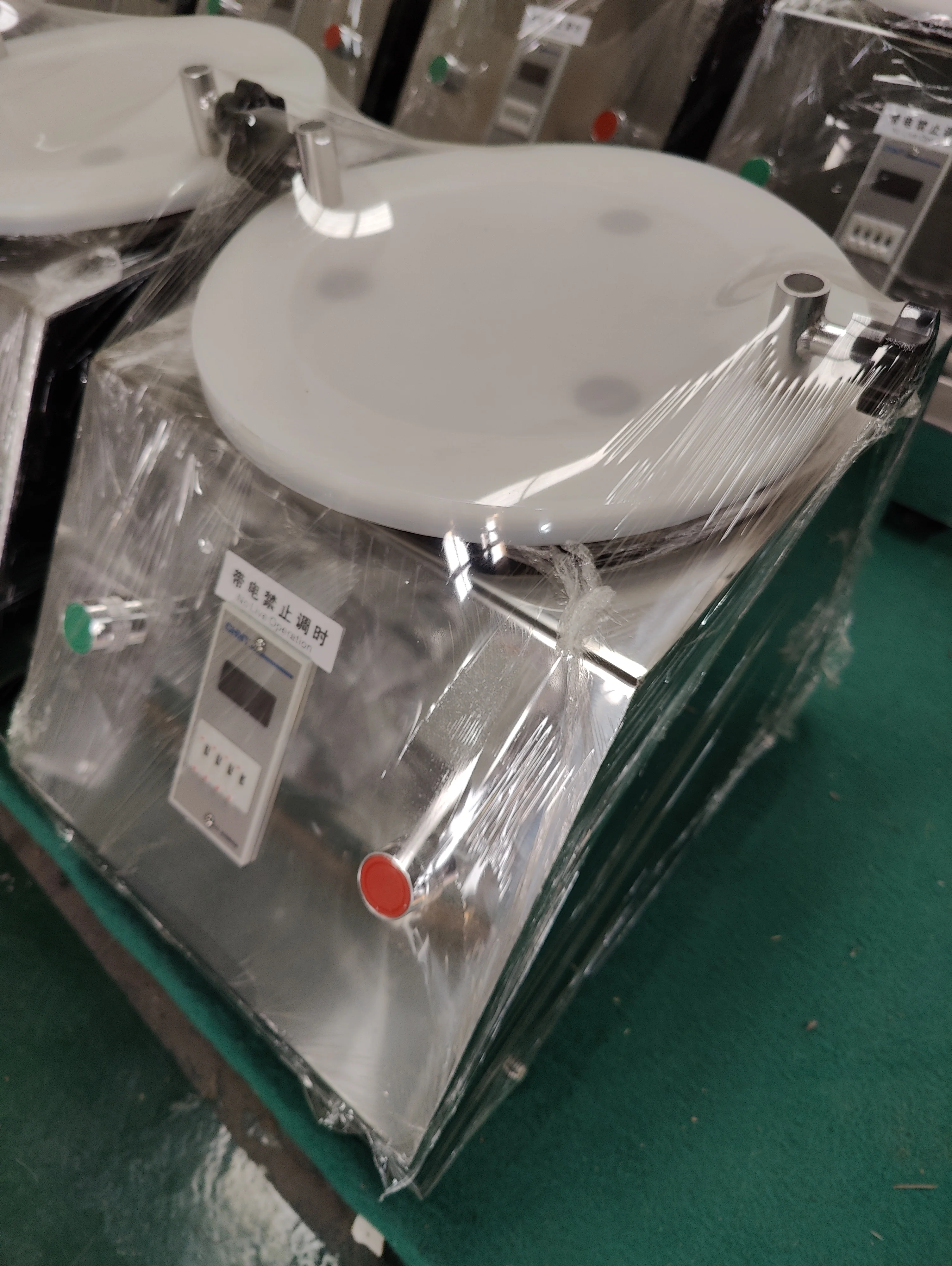 Multilayer Standard laboratory screening equipment for small-scale experimental sieves