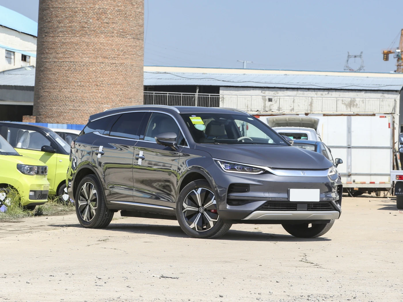 In Stock Right Hand Drive Cars Automobiles Byd Tang EV Medium 5-Door 7-Seat SUV 600km Long Range Small Electric Cars For Sale