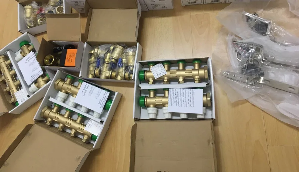 Warmboard Alternatives Underfloor Heating System With tube Thermostat Manifold