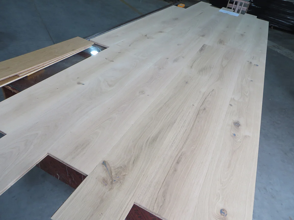 18mm(3/4 inch) Thick European Oak Engineered Parquet Flooring Solid Wood Flooring with unfinished