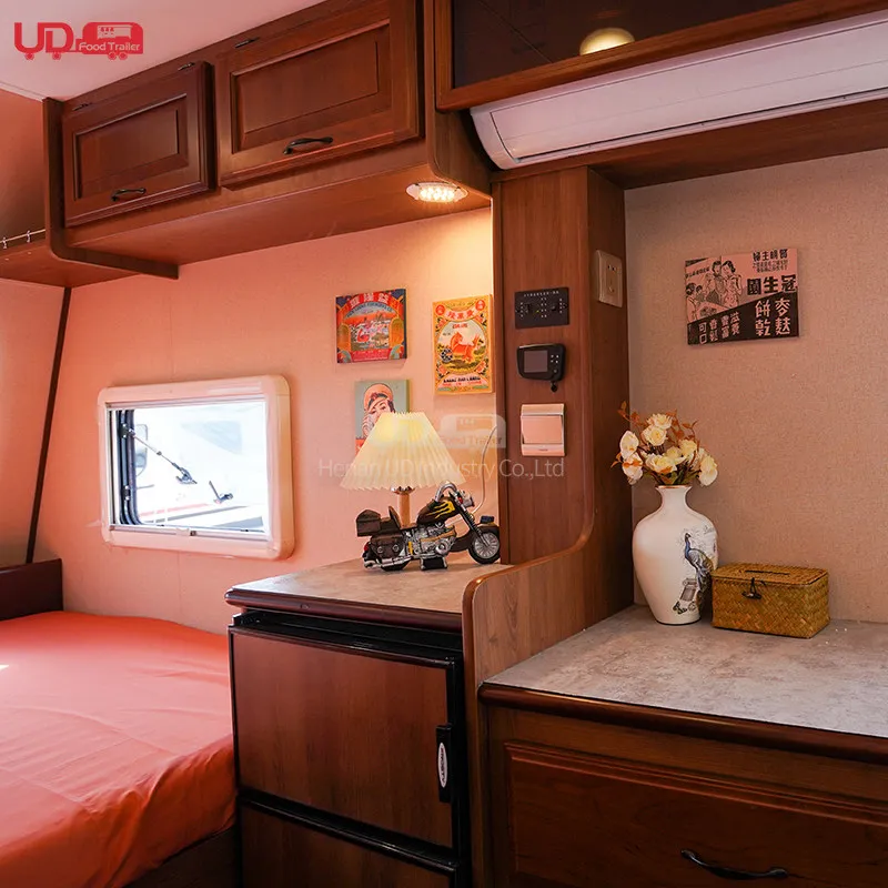 High Quality China Factory Campers Motorhomes Caravans RV Travel Trailer Caravan Camper Trailer