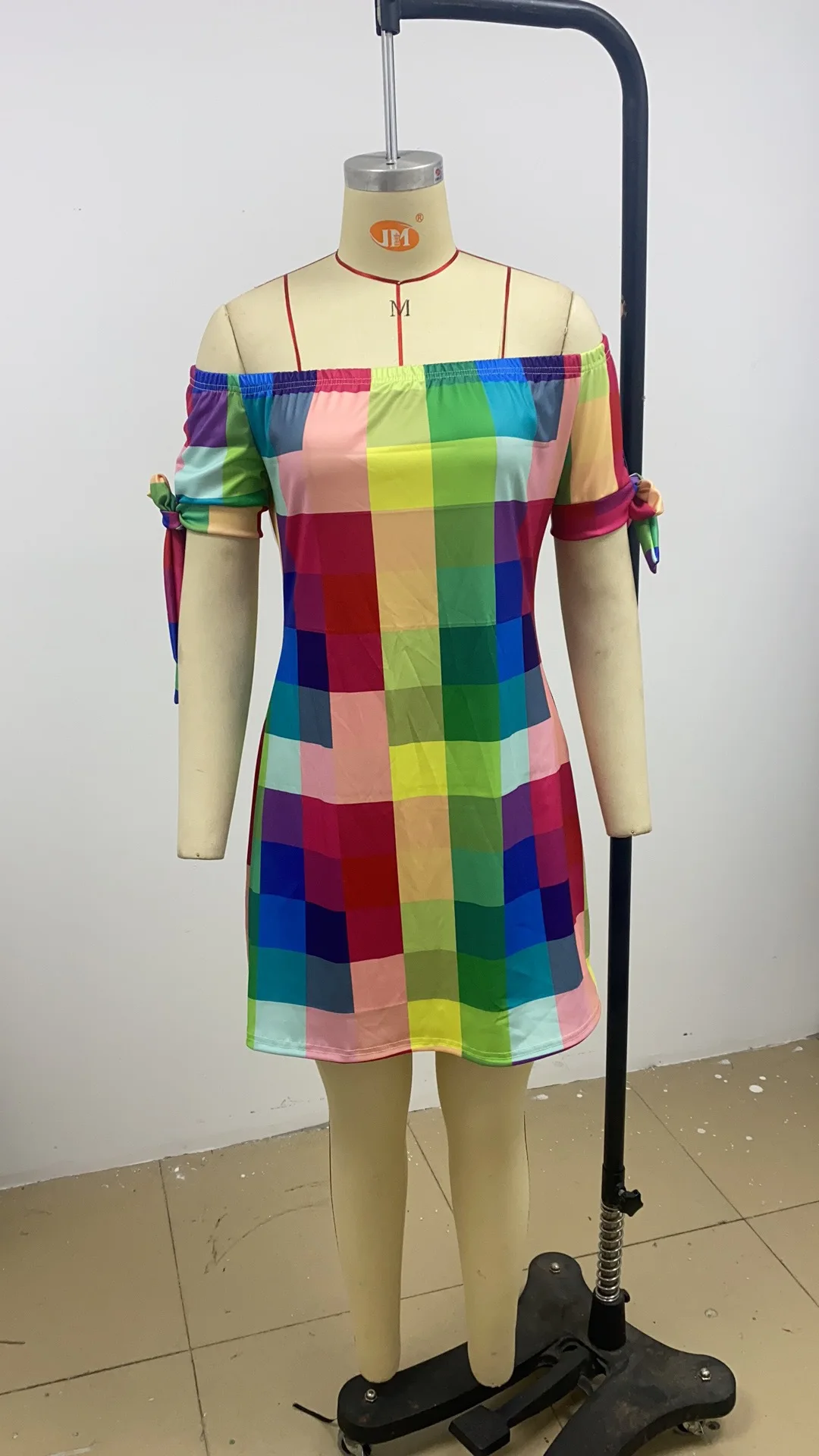 spring 2022 women s clothing new arrival hot sale Resort inspired gradient tie dye floral print dress