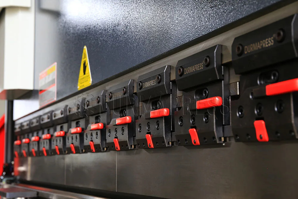 Small/Mini WC67K E21 Controller 63T 2500MM 80t 100 Tons 3200mm 4000mm Hydraulic Press Brake Machine Price