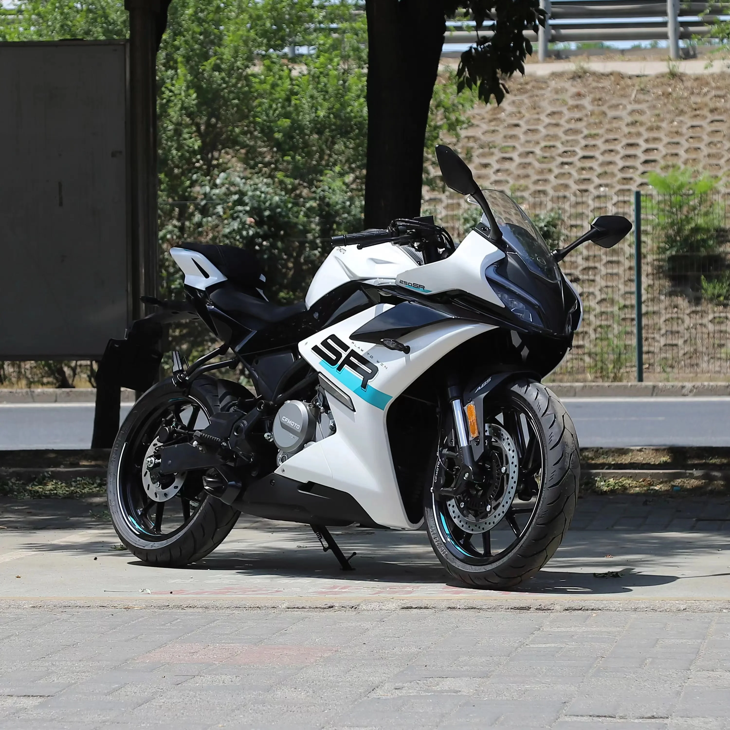 Chunfeng Gasoline Motorcycle Wholesale 2 Wheel Off-road 200cc Motorcycle 100% new car Sports car