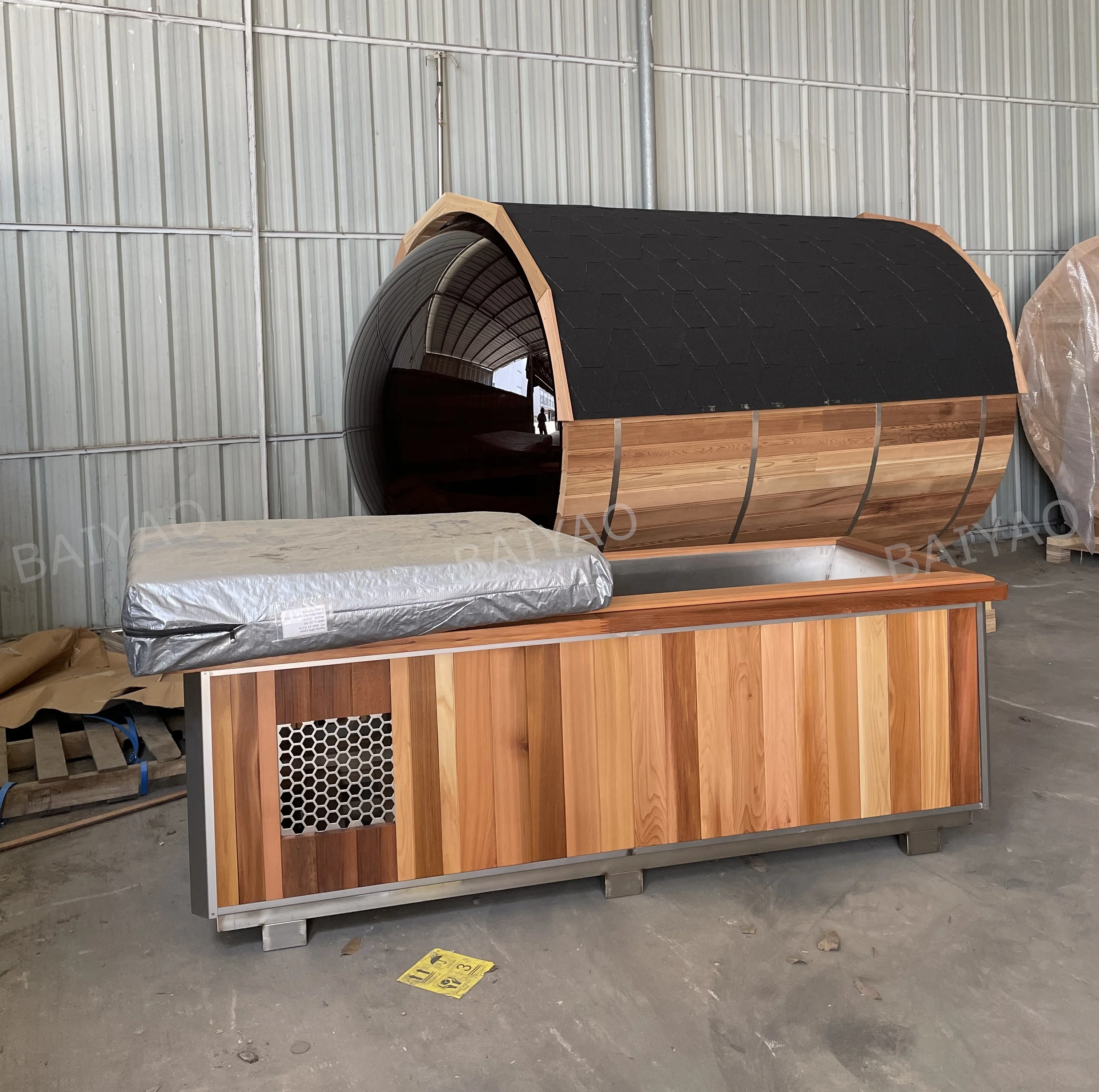 2 4 6 Person Barrel Sauna Outdoor Dry Steam Room Salt Sauna Traditional Red Cedar Sauna Bucket For Sale