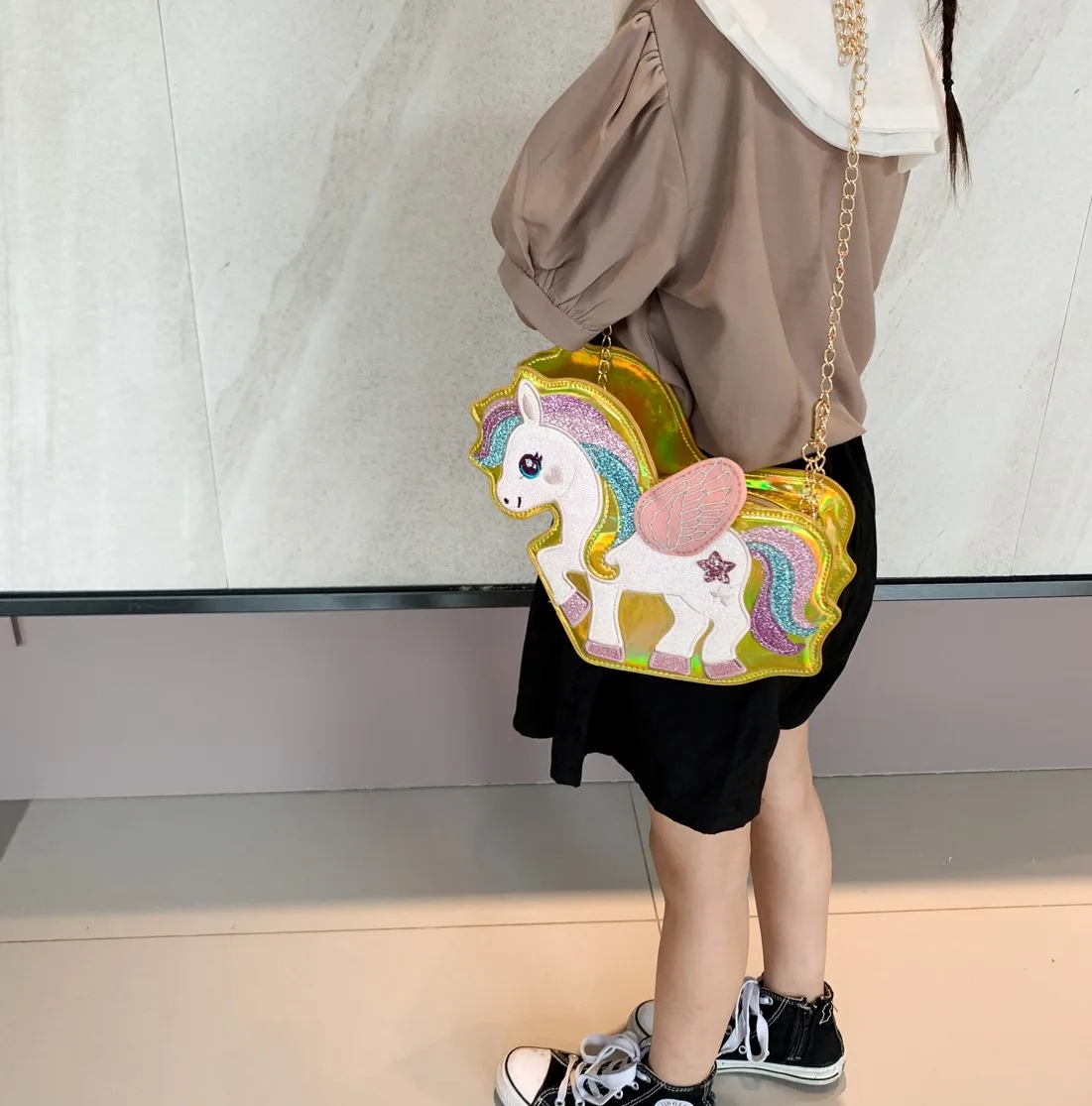 small horse kids bag with crossbody chains fashion cute kids backpack with cartoon printing stylish kids bag OEM LOGO custom