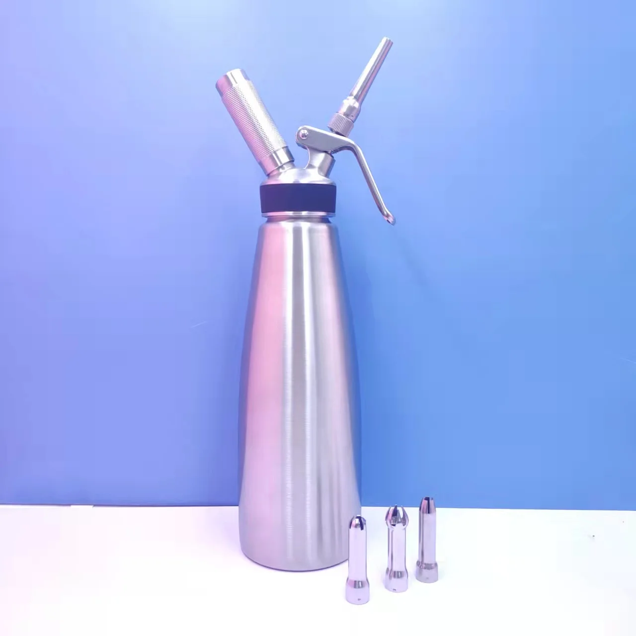 3 decorating nozzles stainless steel professional whipped cream charger dispenser whipper cream whipper