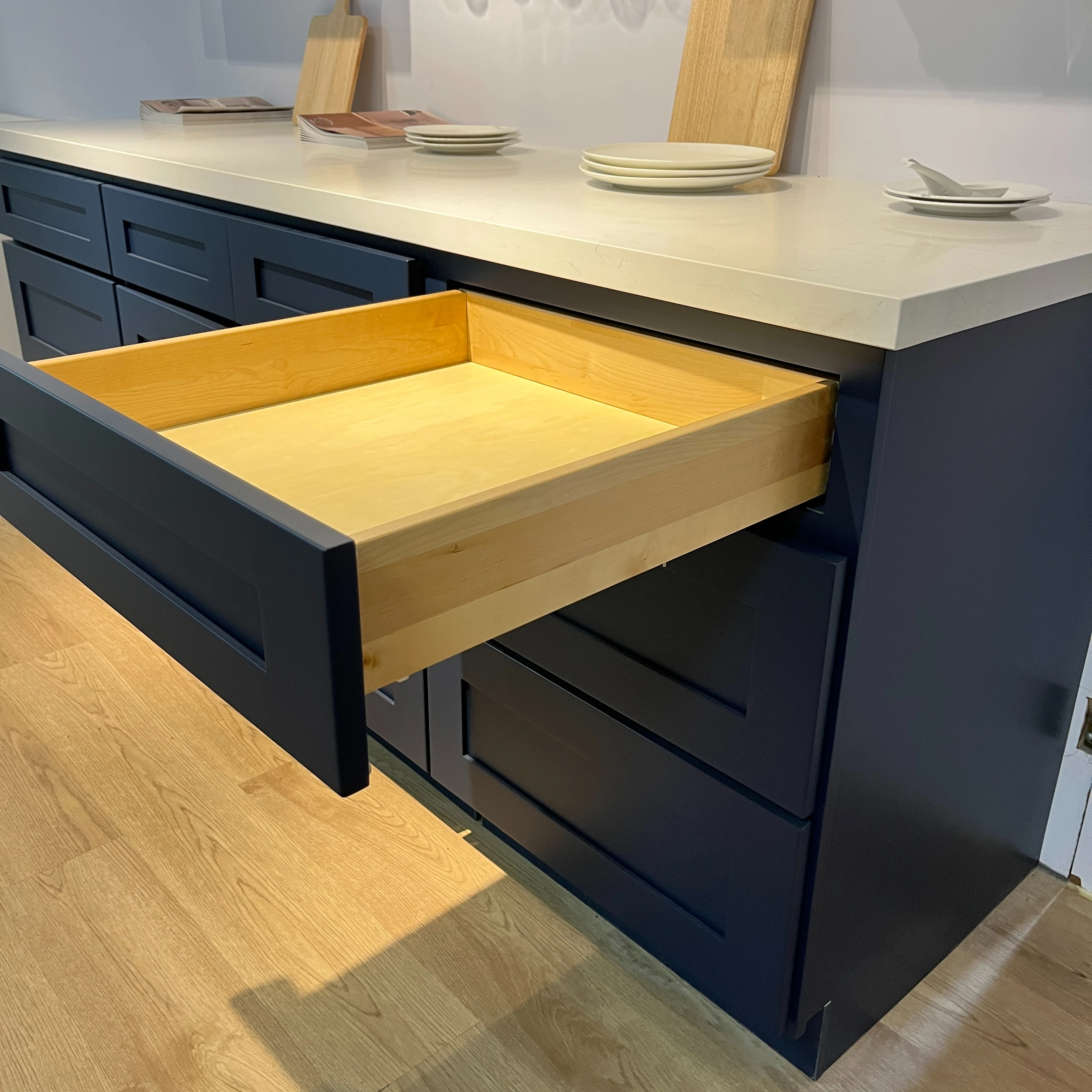 Vietnam Factory Kitchen Storage Wood Veneer Cupboards Solid Wood Navy Blue RTA Kitchen Cabinets Modern