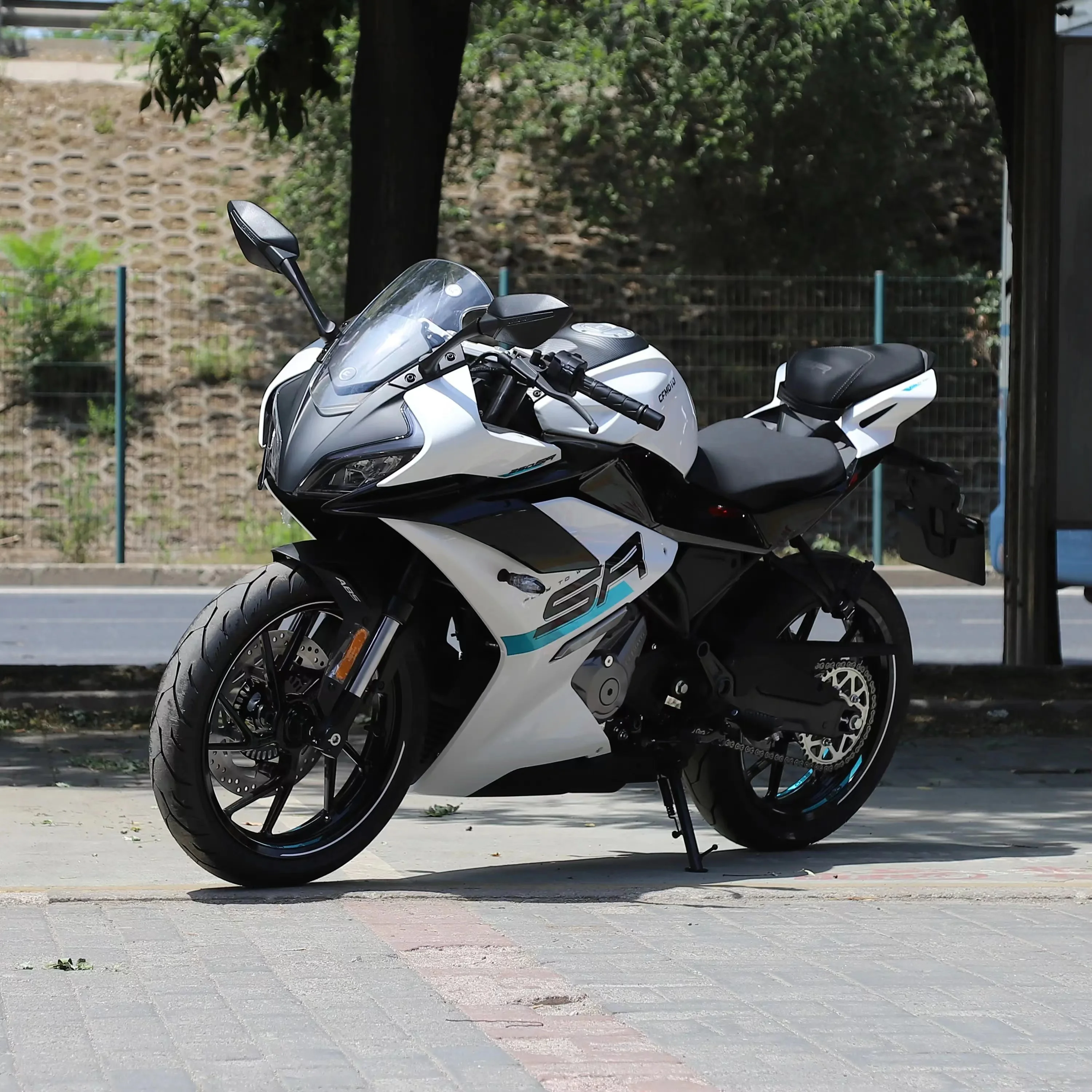 Chunfeng Gasoline Motorcycle Wholesale 2 Wheel Off-road 200cc Motorcycle 100% new car Sports car