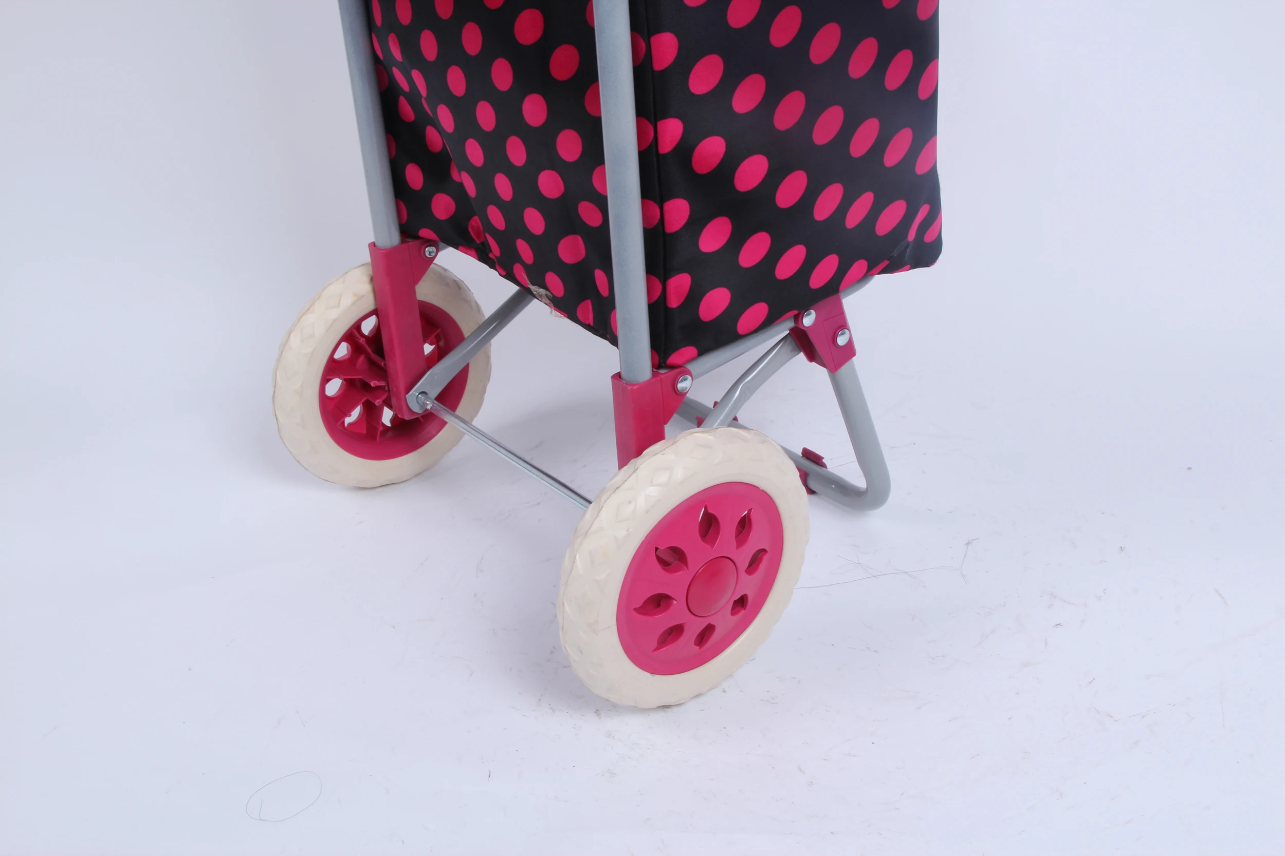 Сумка-холодильник для рынка чемодан на колесах