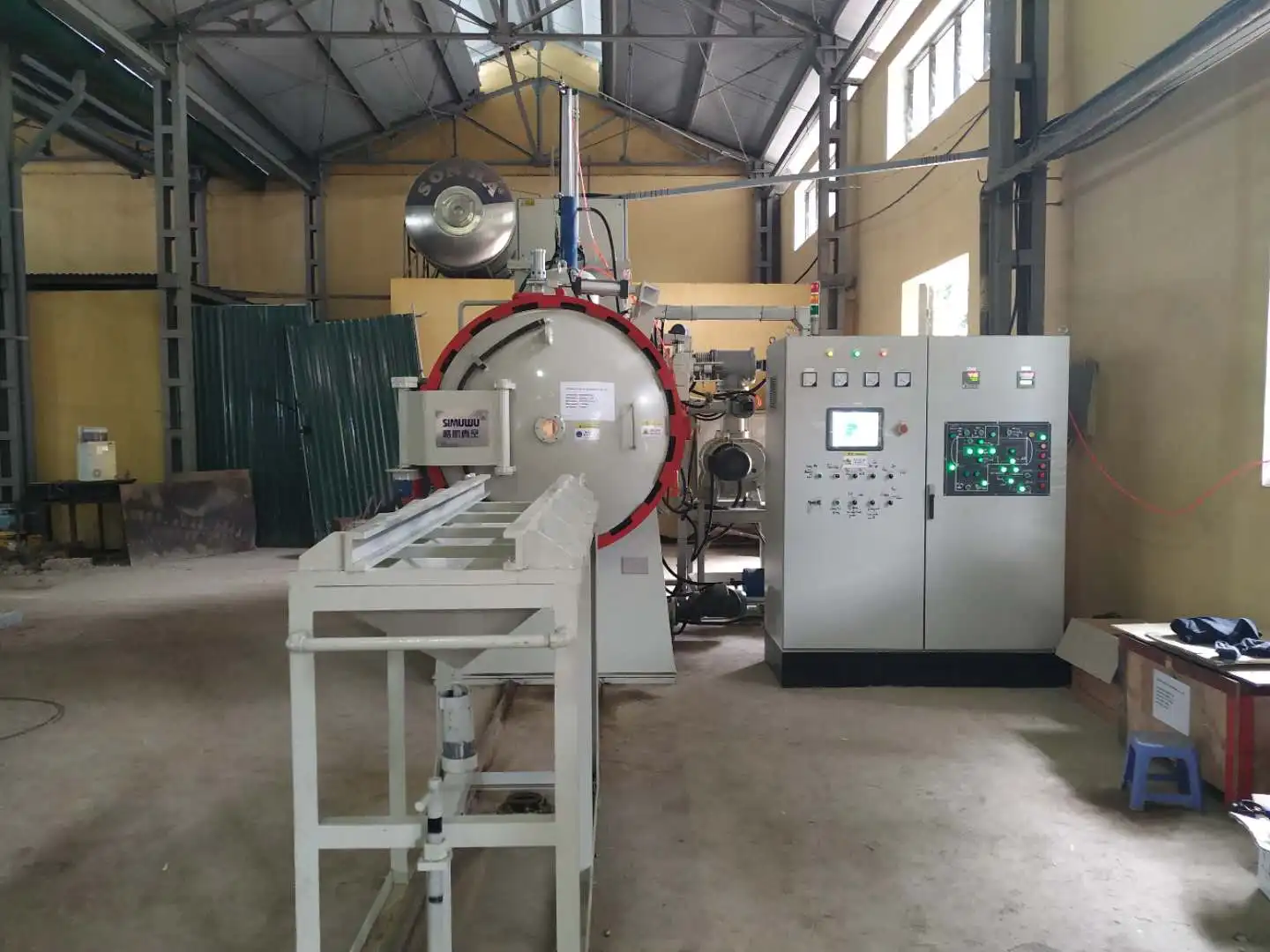 100Cr6 vacuum oil quenching hardening heat treatment furnace 8812