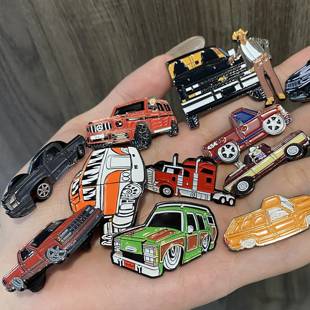 High Quality Personalized Metal Crafts Custom Logo Truck Car Pin Badge Soft Enamel Lapel Pin For Clothes