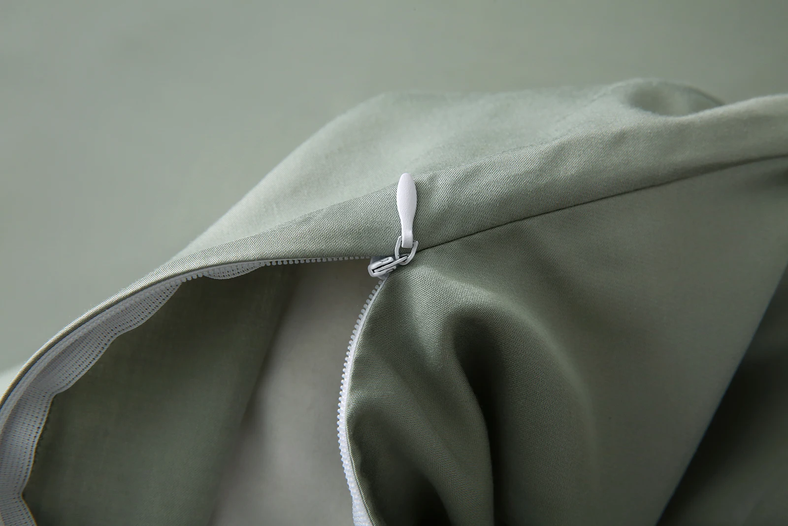 Manufacturer Home Textile 100% Bamboo Fabric King Queen Size Bedsheet Duvet Cover Bed Sheet Set 6Pcs