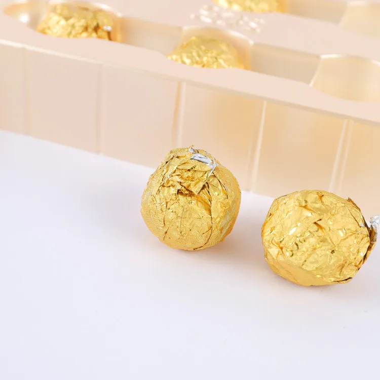 Brand new high quality chocolate ball cocoa butter chocolate