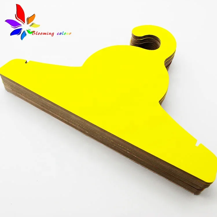 100% recycled brown kraft paper clothes hanger