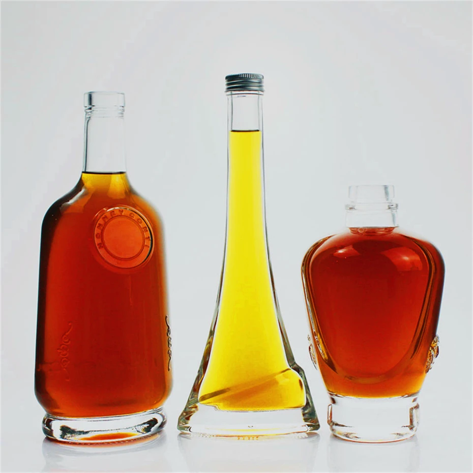Wholesale Price Fast Delivery Empty Vodka Rum 370Ml 700Ml 750Ml Whiskey Brandy Gin Brand Glass Bottles for Wine