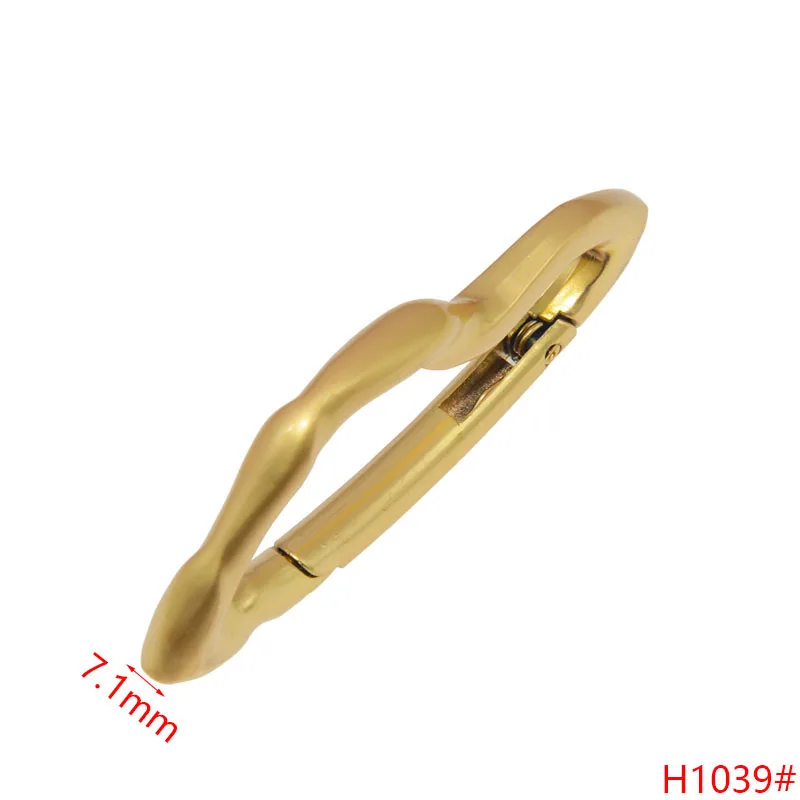 high quality wholesale metal zinc alloy spring ring special-shaped carabiner big size key holder key ring