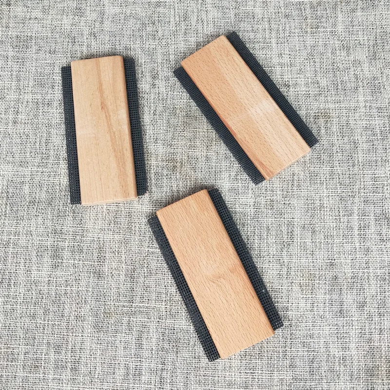 Wooden Fabric Cashmere Sweater Lint Remover Trimmer Shaver Manual Portable Comb