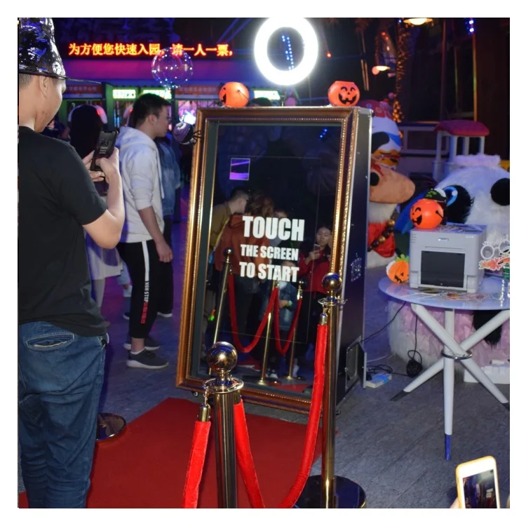 Cheap Price Portable Photobooth Kiosk Machine 2021 Selfie Magic Mirror Photo Booth For Sale