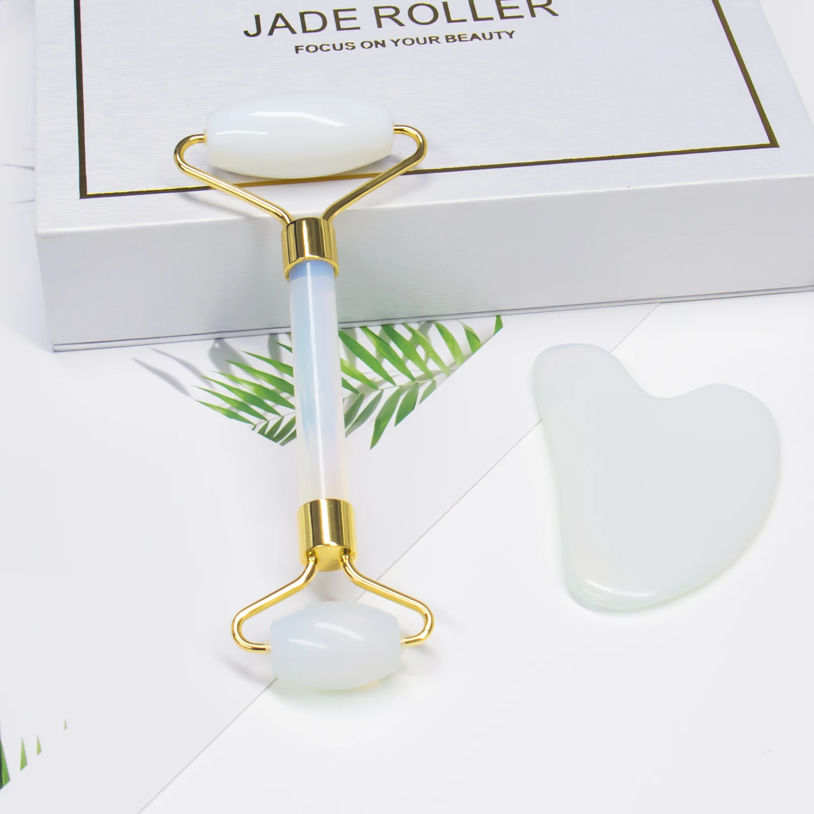 High Quality 100% Pure Natural Jade Facial Roller Noiseless Portable Anti Aging Face Massage Jade Roller