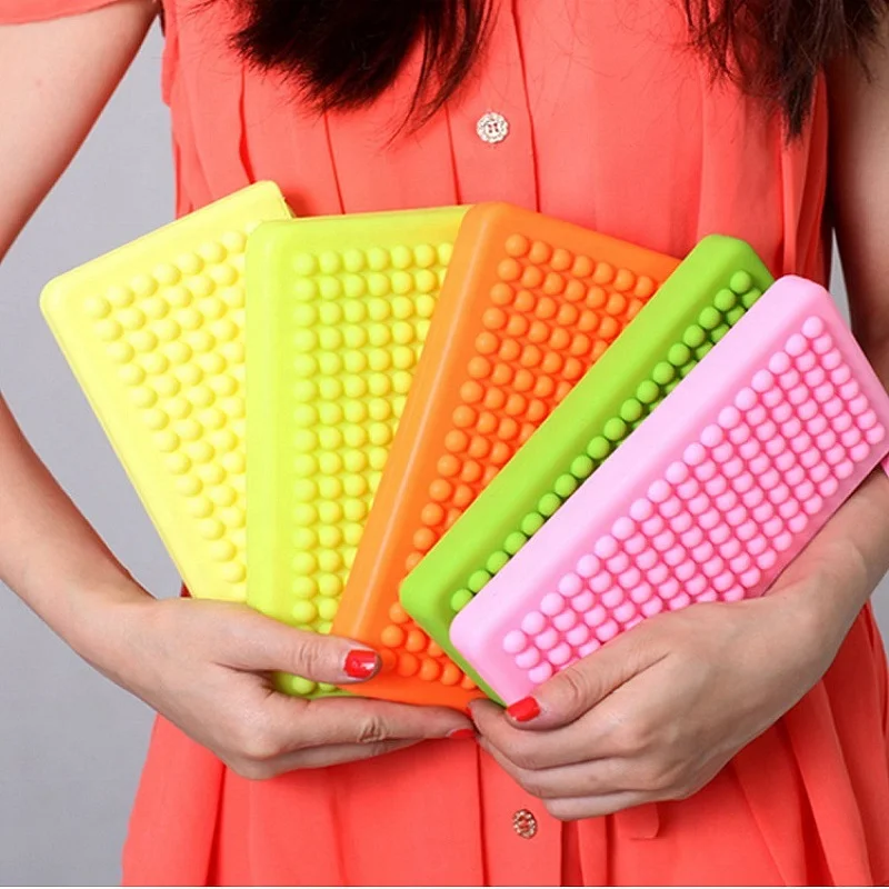 2024 New Custom Multifunction Kids Cute Pen Silicone Pencil Case For School